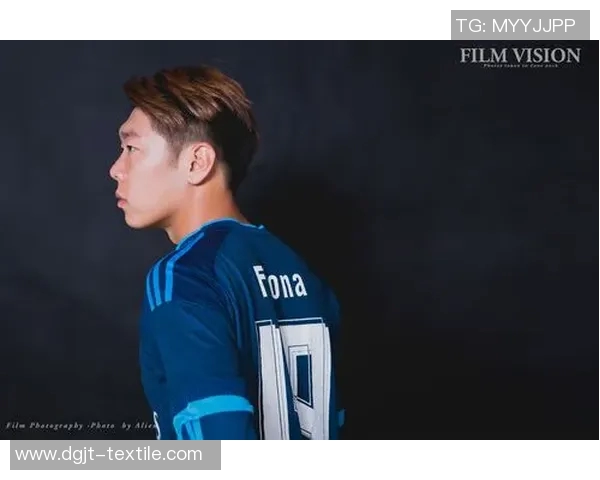 足球明星个人魅力展示男士摄影作品精选欣赏