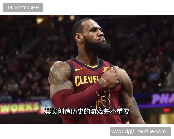 湖人对阵雷霆精彩对决直播全程回顾与分析 湖人对阵雷霆精彩对决直播全程回顾与分析